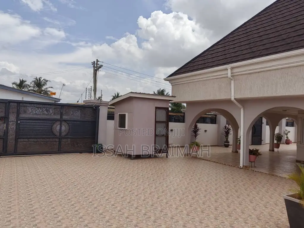 Furnished 4bdrm House in Ashaiman Municipal for rent