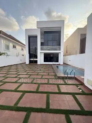 5bdrm House in East Legon for sale