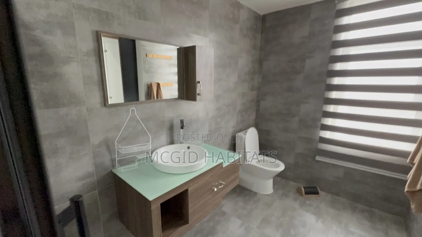Furnished 4bdrm House in Ashaley Botwe for rent