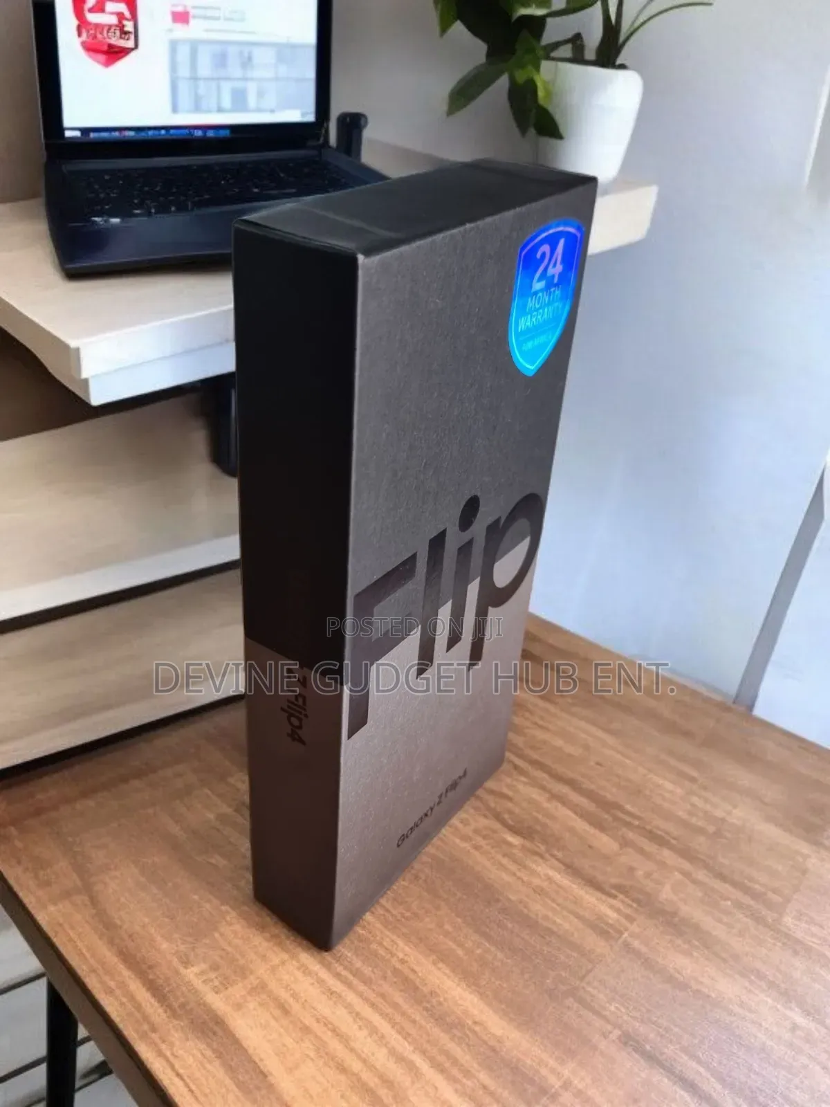 New Samsung Galaxy Z Flip4 256 GB Black