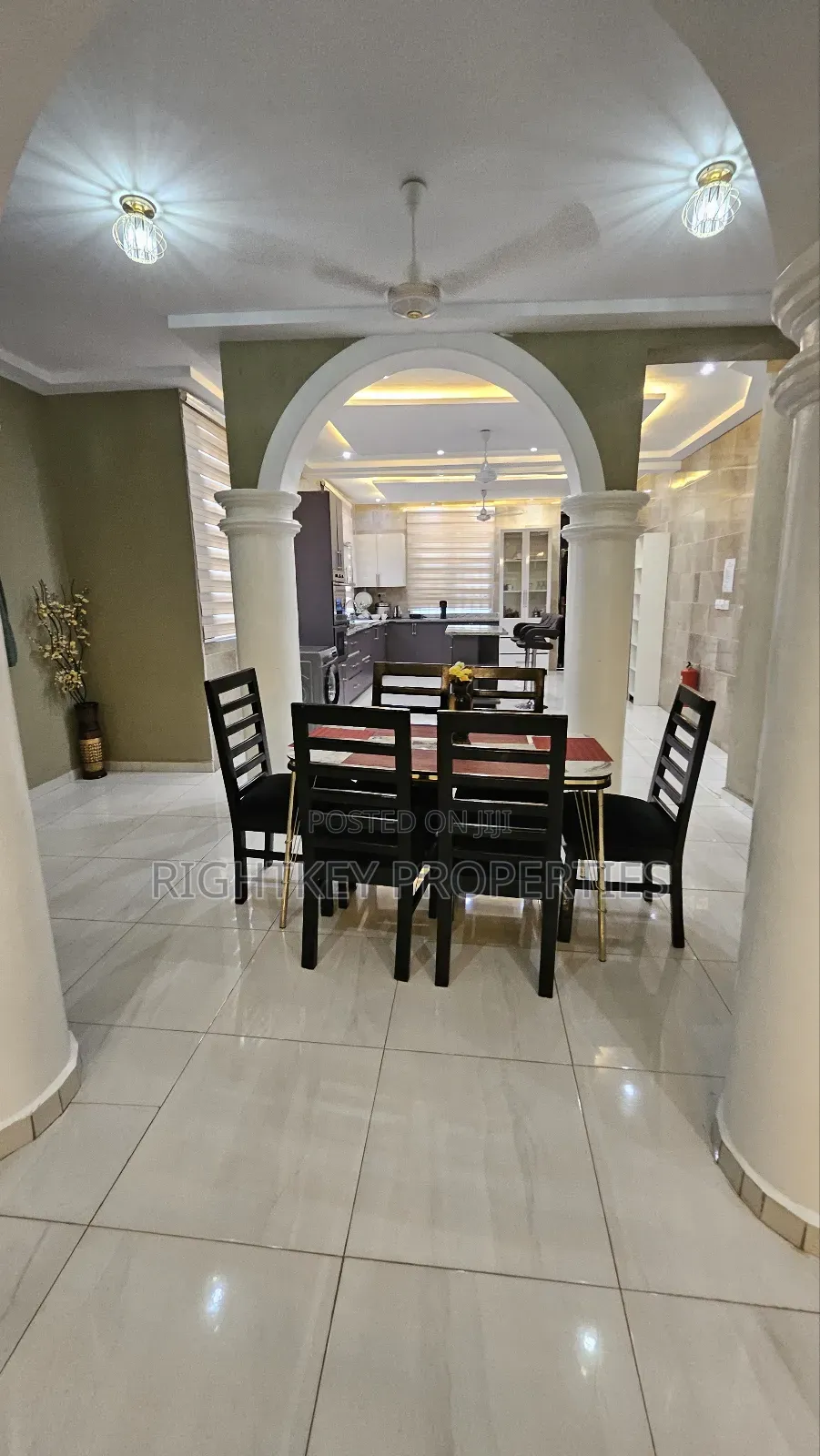Furnished 6bdrm Mansion in Rightkey, Kumasi Metropolitan for sale