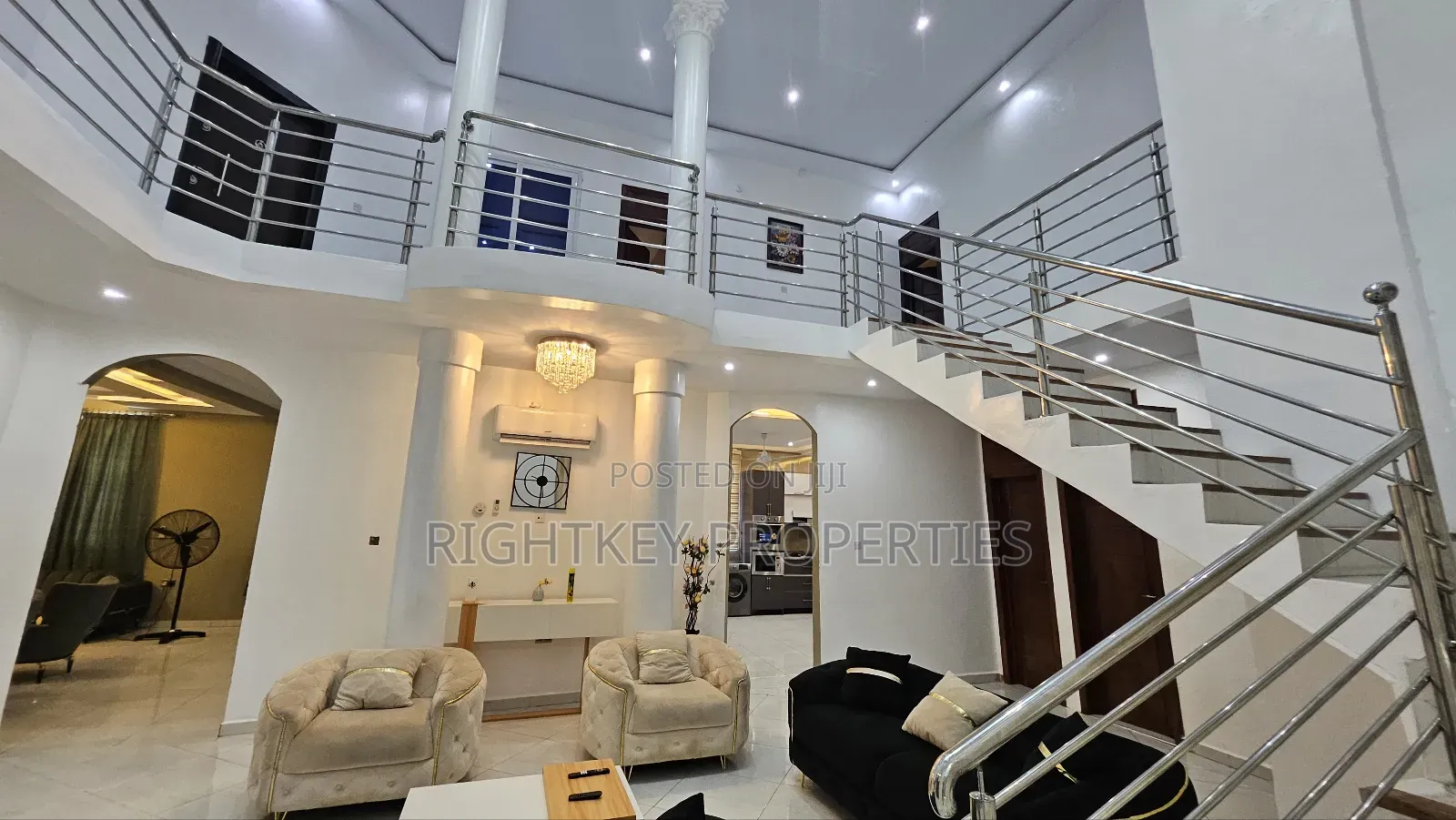 Furnished 6bdrm Mansion in Rightkey, Kumasi Metropolitan for sale