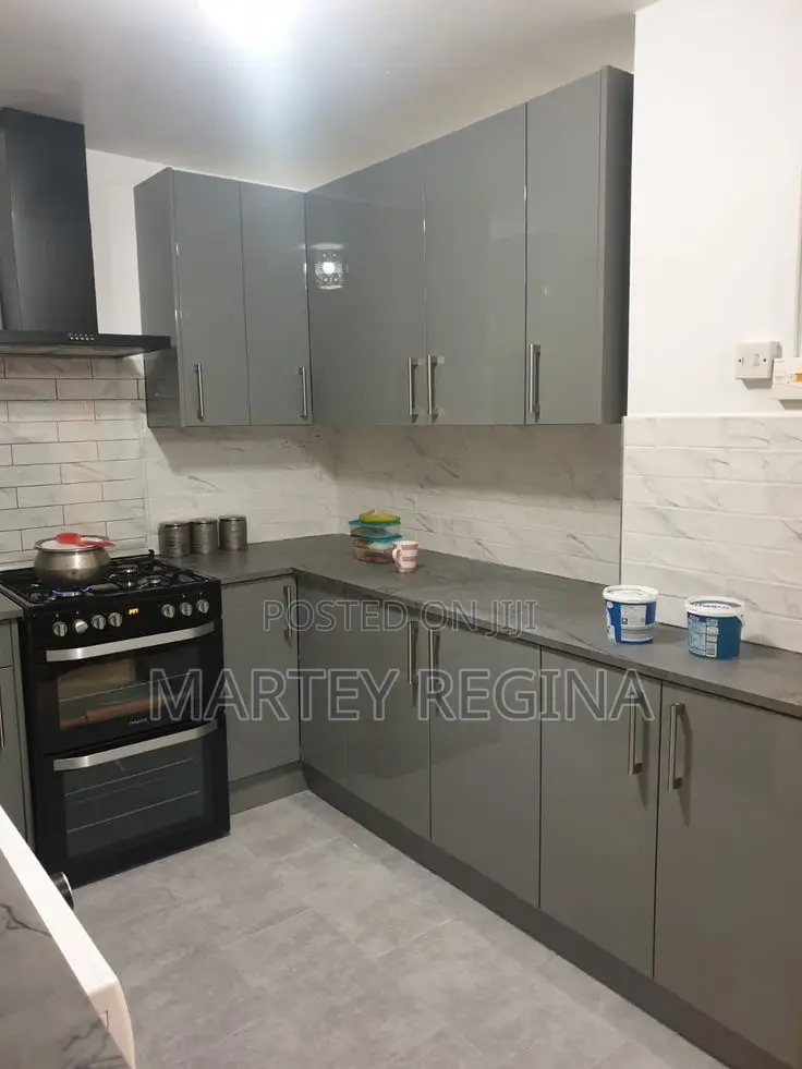 U Shape Kitchen Cabinets