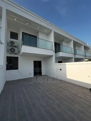 2bdrm House in School Junction East for sale