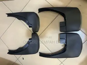 Nissan Frontier 2005-2016 Back Rubber