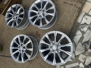 2024 Honda CRV Rims Set