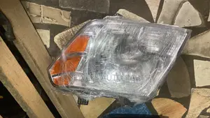 Nissan Pathfinder 2008- 2012 Headlight Used