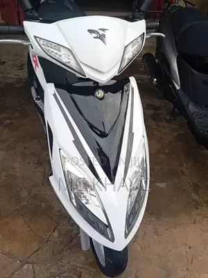 SYM Symnh 2018 White