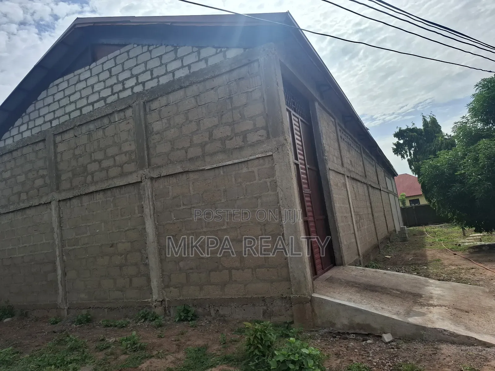 Warehouse in Tamale-Kanvili Area for Rent