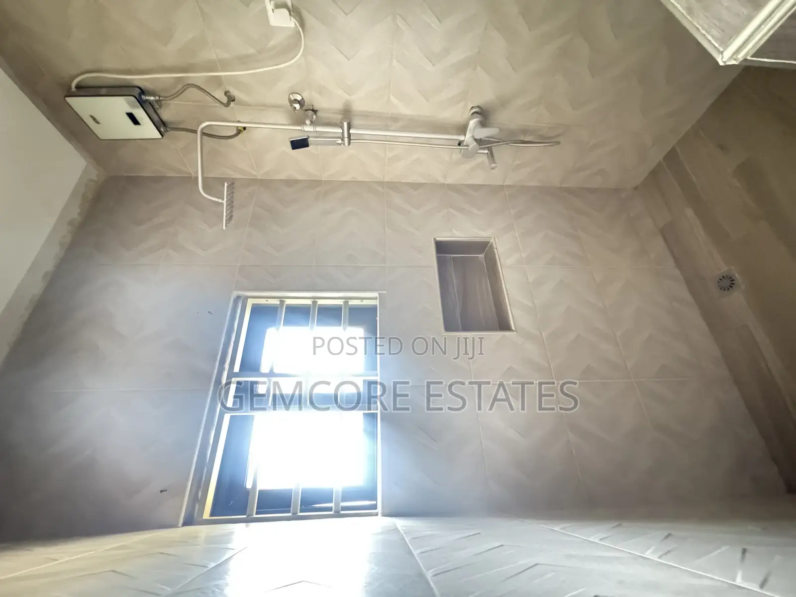 Furnished 3bdrm Townhouse / Terrace in East Legon Hills, Ashaley Botwe