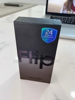 New Samsung Galaxy Z Flip4 256 GB Rose Gold