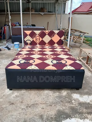 Inbuilt Double Bed7