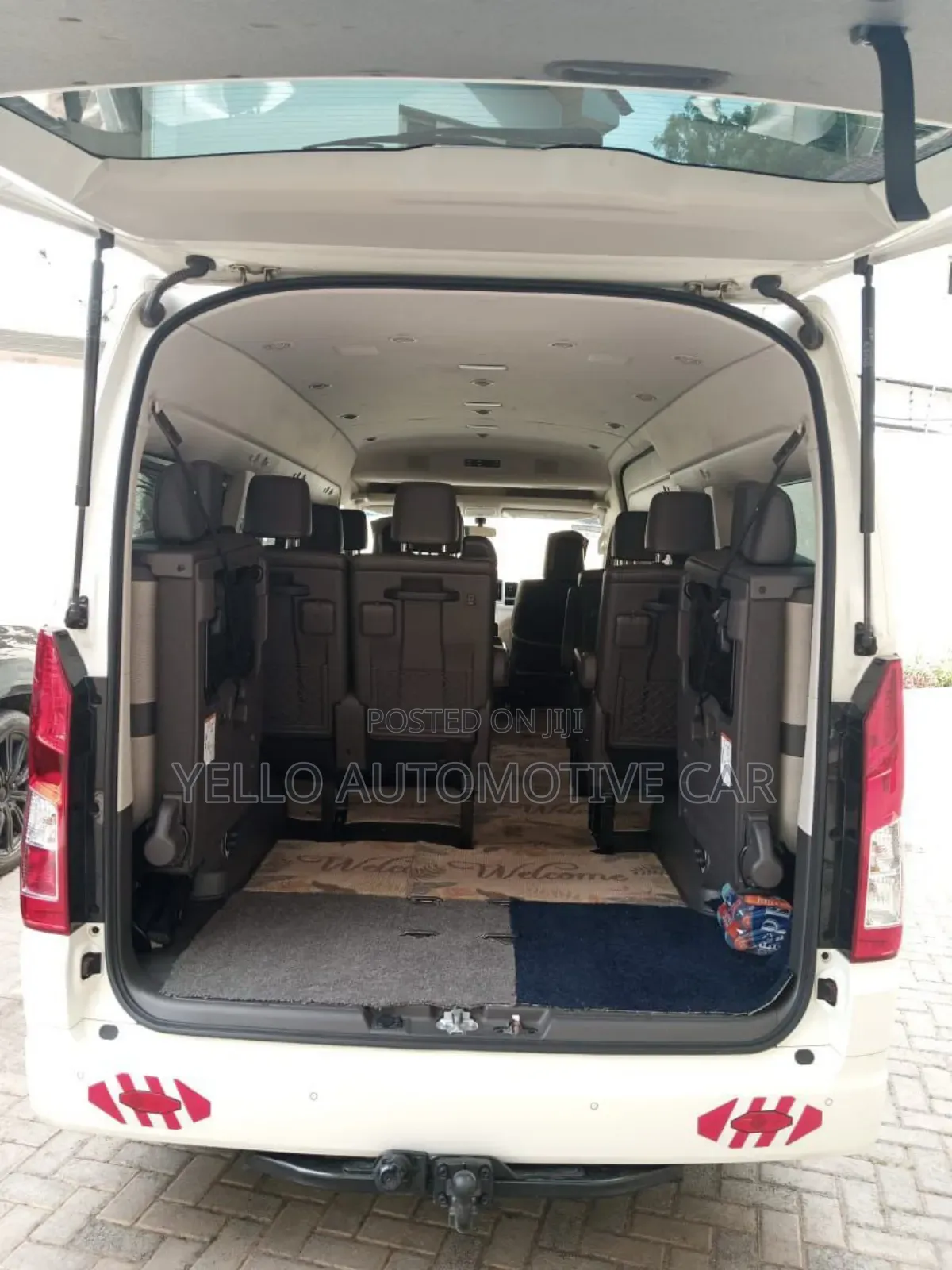 Rent 14 Seater Toyota Hiace