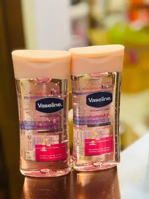 Vaseline Cocoa Radiant Body Oil + Vitamin B3 Body Oil