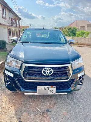 Toyota Hilux Workmate 4x4 2019 Black