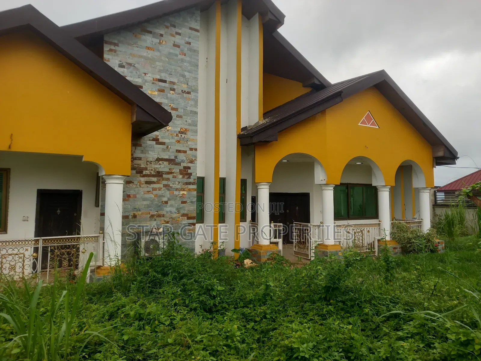 5bdrm House in Ejisu Donaso for sale