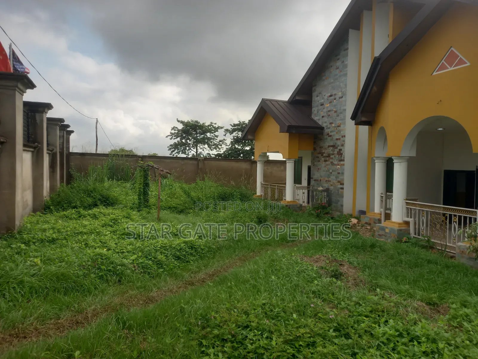 5bdrm House in Ejisu Donaso for sale