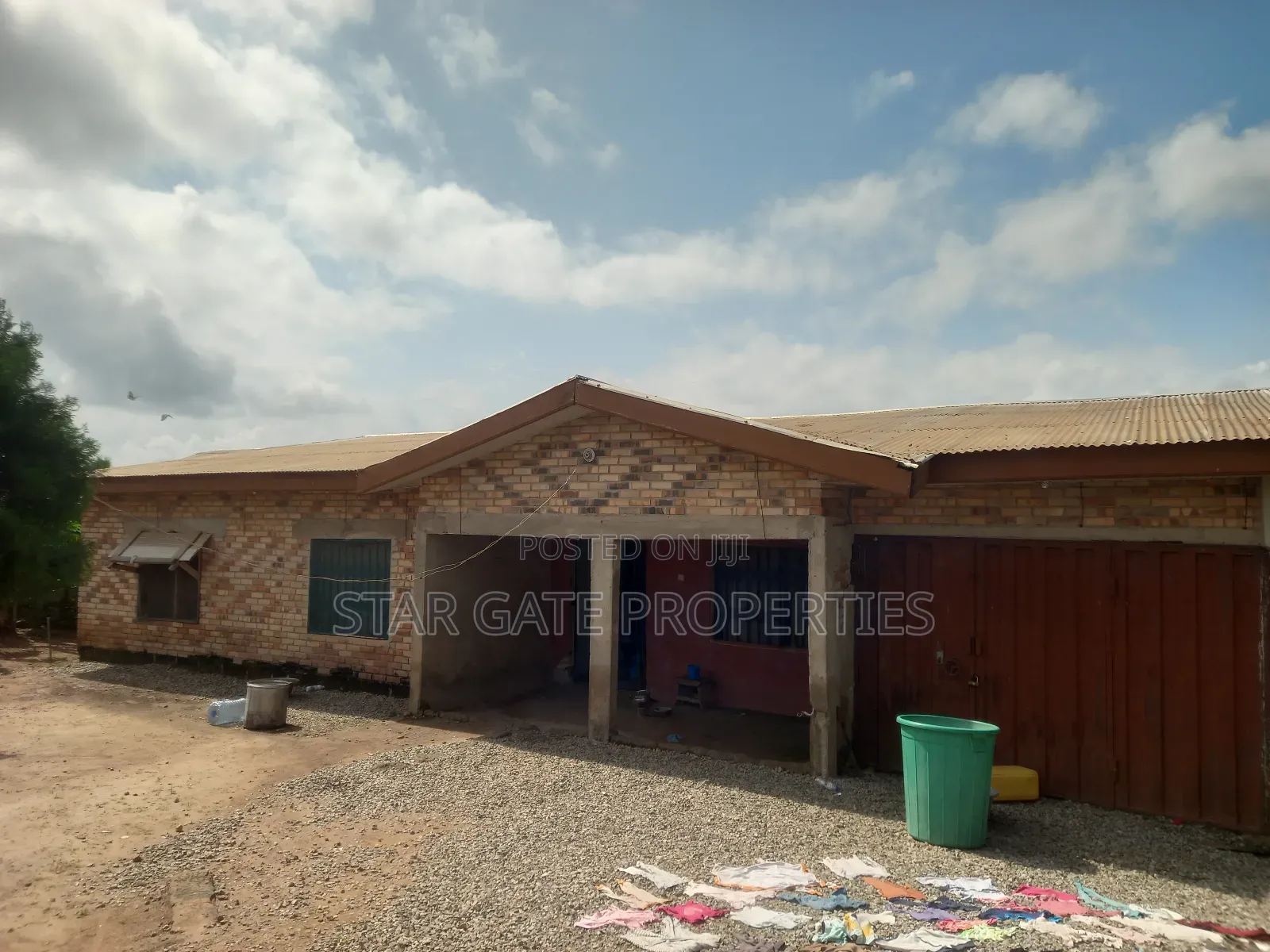 3bdrm House in Ejisu Adadientem for sale