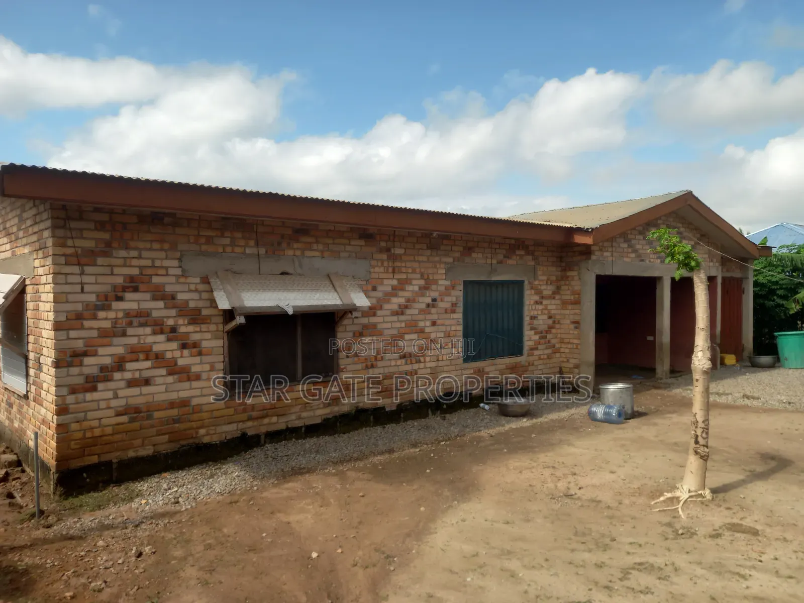 3bdrm House in Ejisu Adadientem for sale