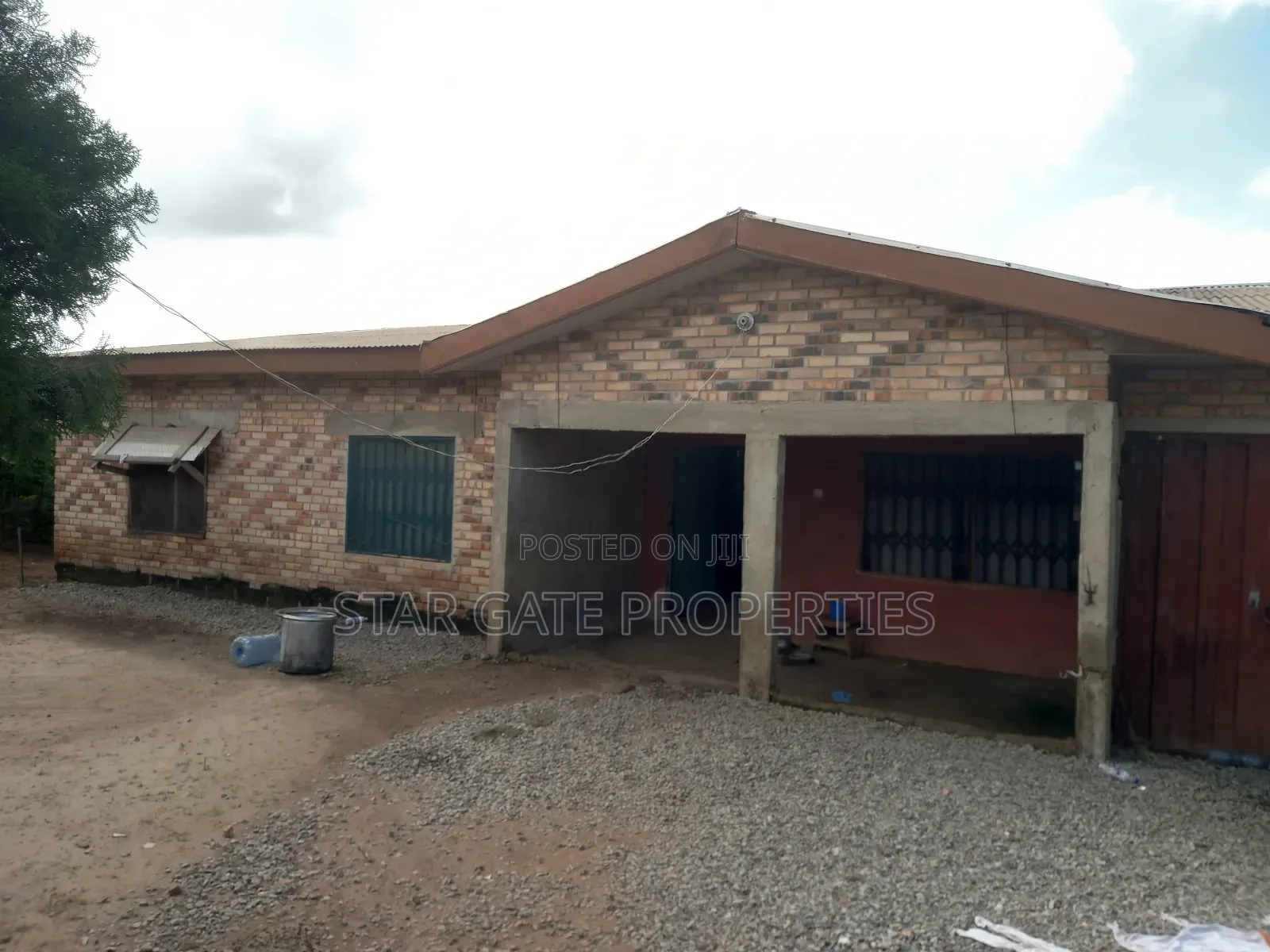 3bdrm House in Ejisu Adadientem for sale