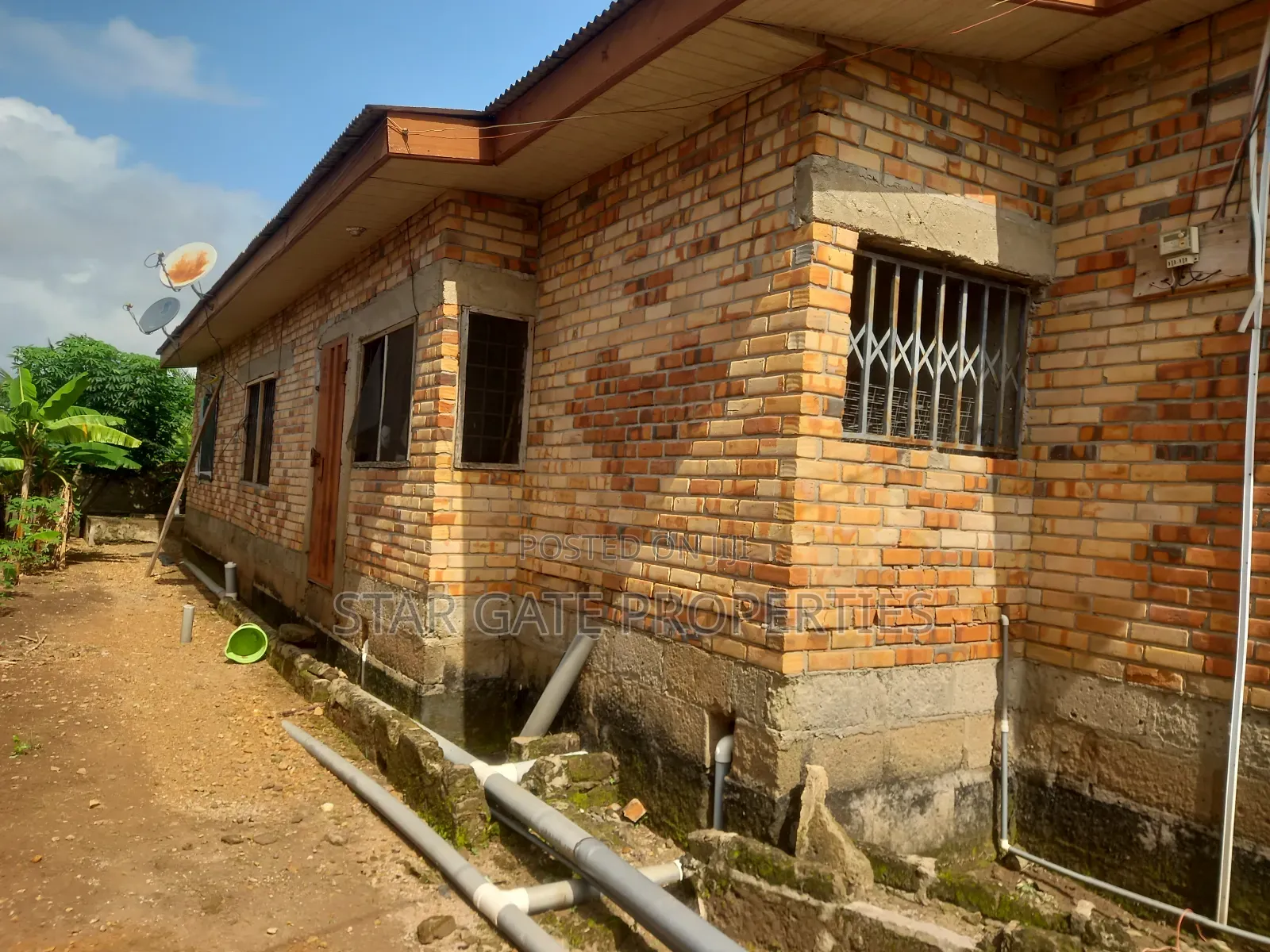 3bdrm House in Ejisu Adadientem for sale