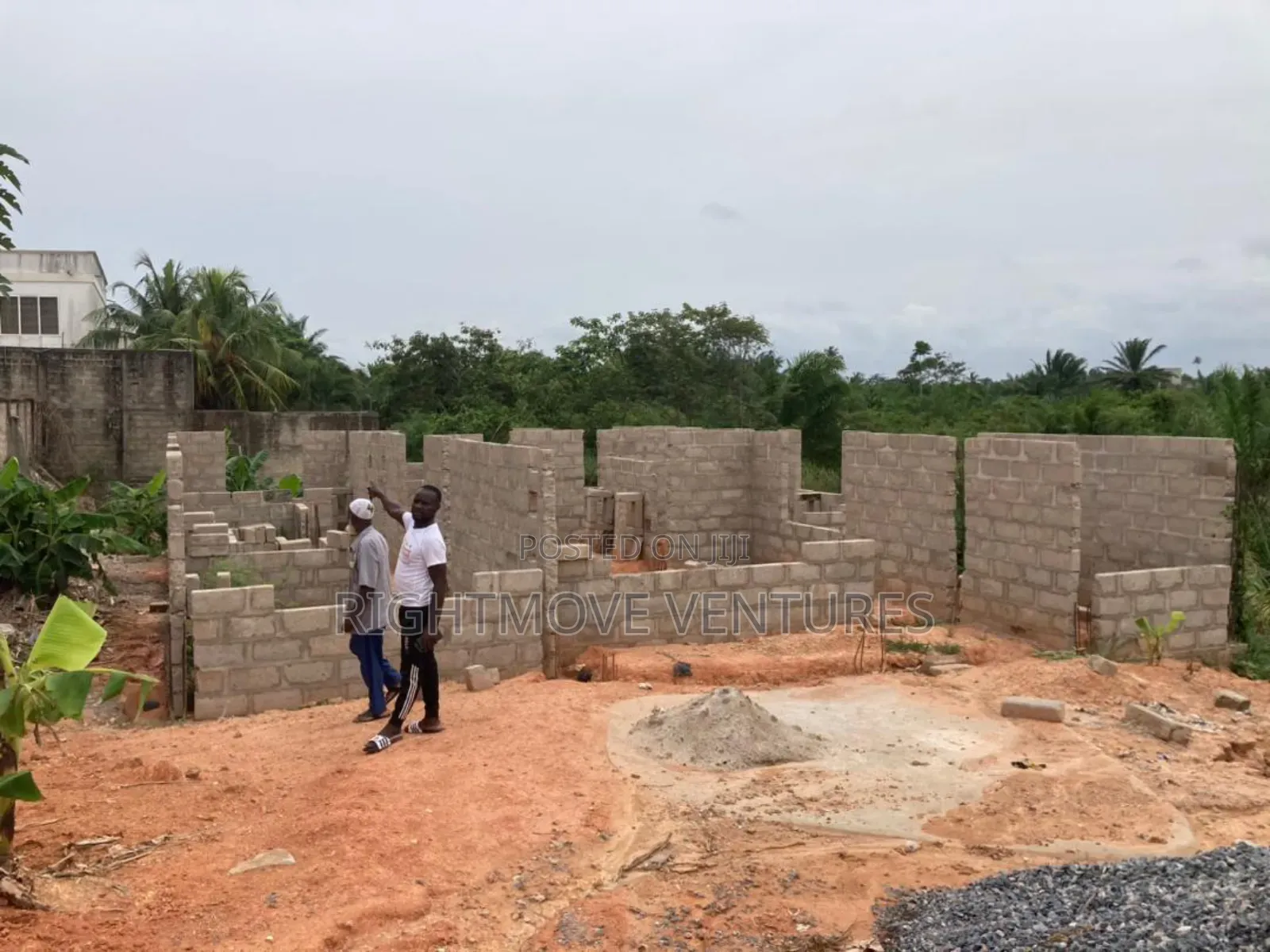 4bdrm Duplex In Takoradi For Sale