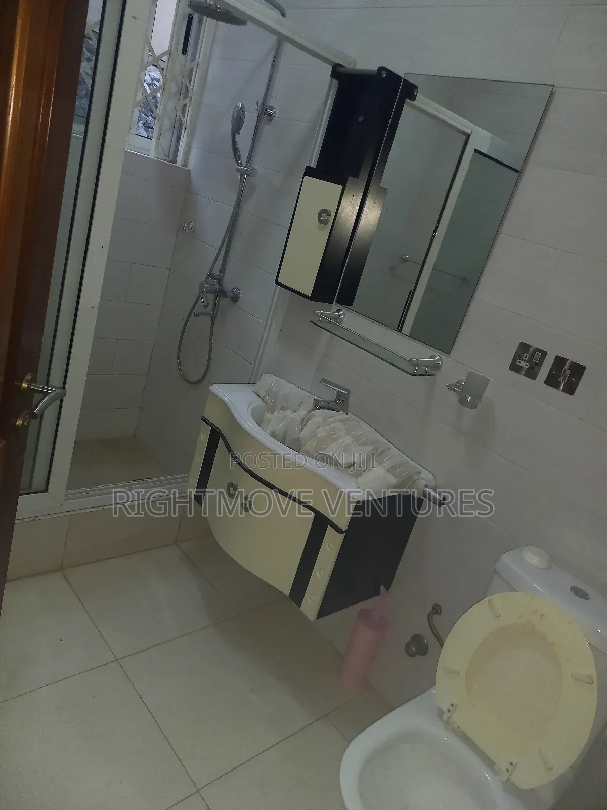 Furnished 5bdrm Duplex in Takoradi for rent