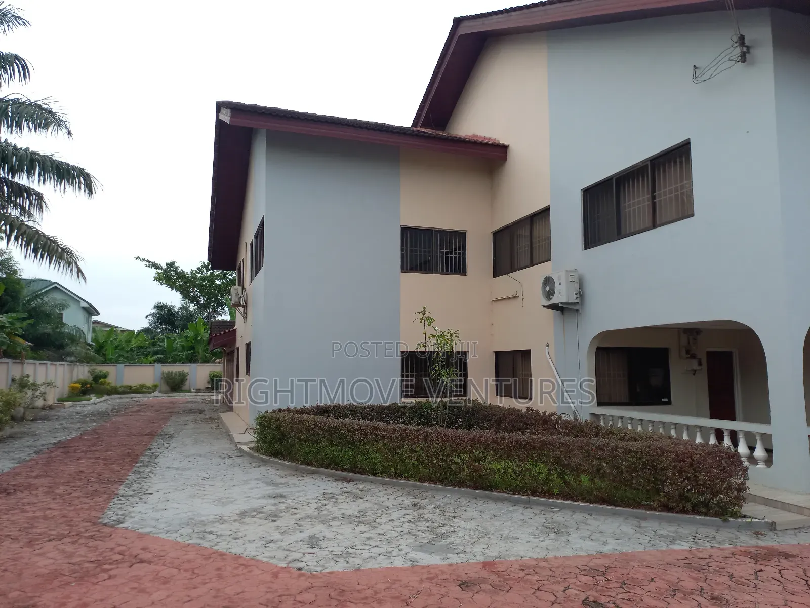 8bdrm Duplex in Takoradi for rent