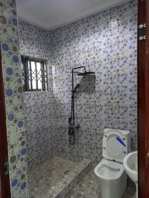 6bdrm Duplex in Takoradi for rent