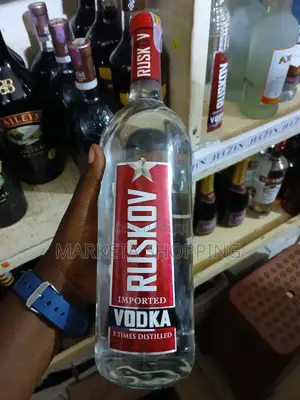 Ruskov Vodka 1l
