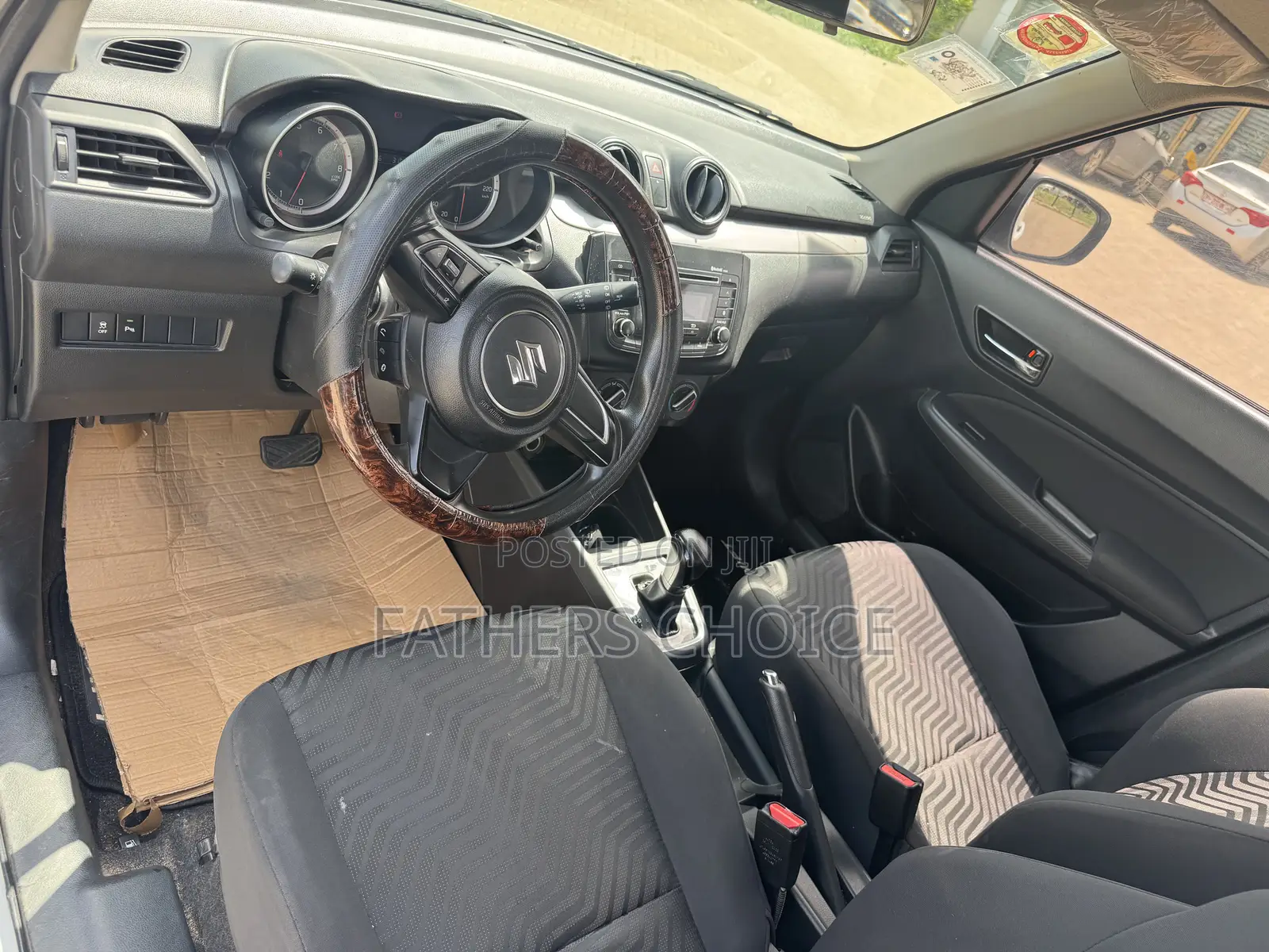 Suzuki Swift RS 2023 White