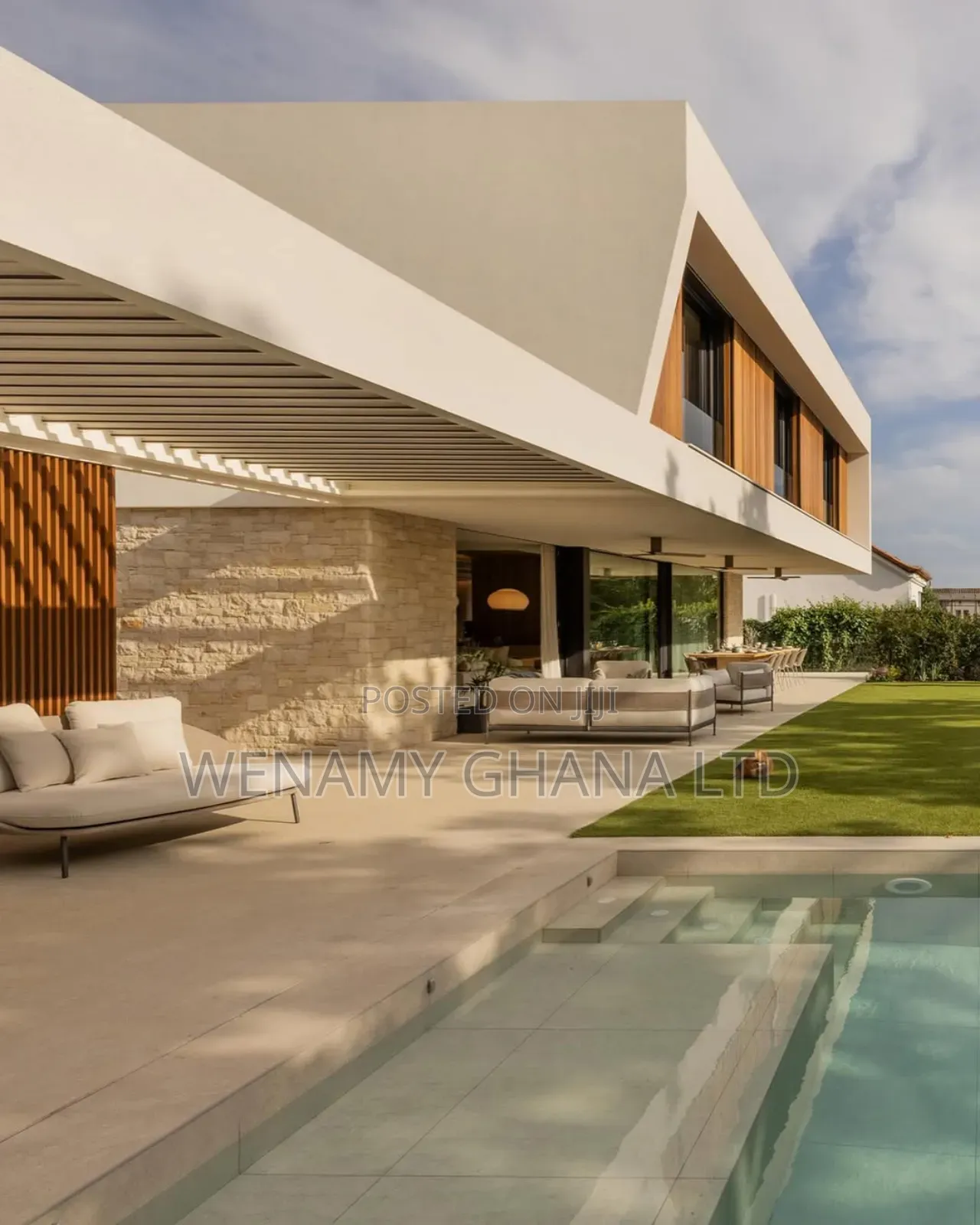 5bdrm House in Accra for sale