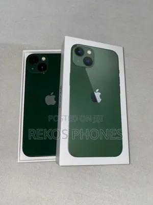 New Apple iPhone 13 128 GB Green