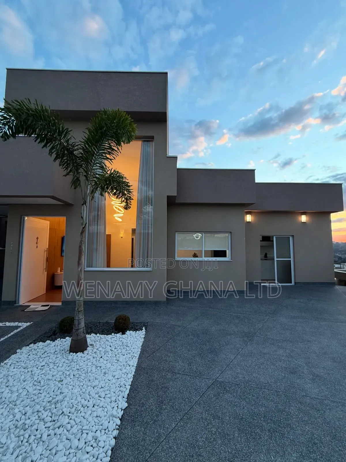 3bdrm House in Accra for sale