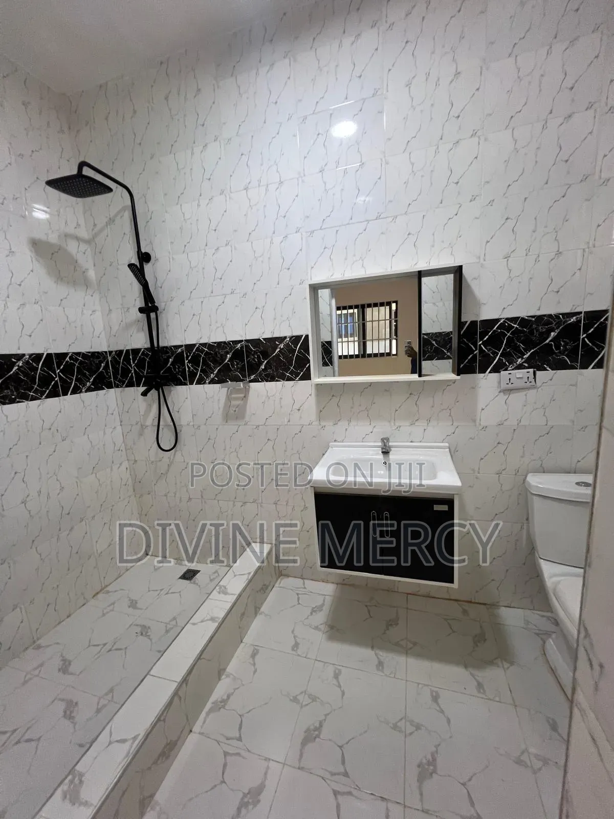 3bdrm Bungalow in Adade Kasoa, Awutu Senya East Municipal for sale