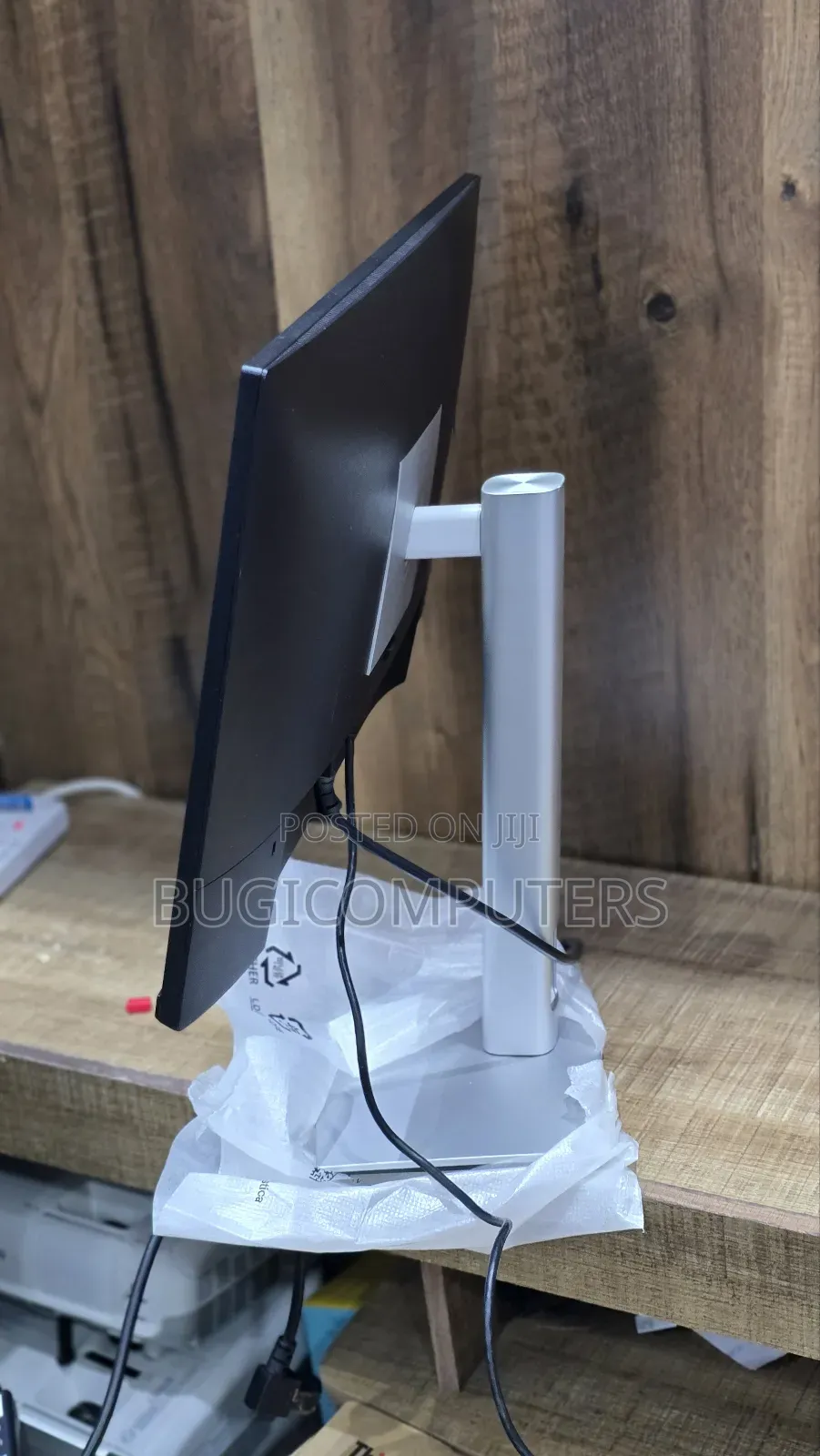 24-Inch Full Hd Monitor With Type-C Port