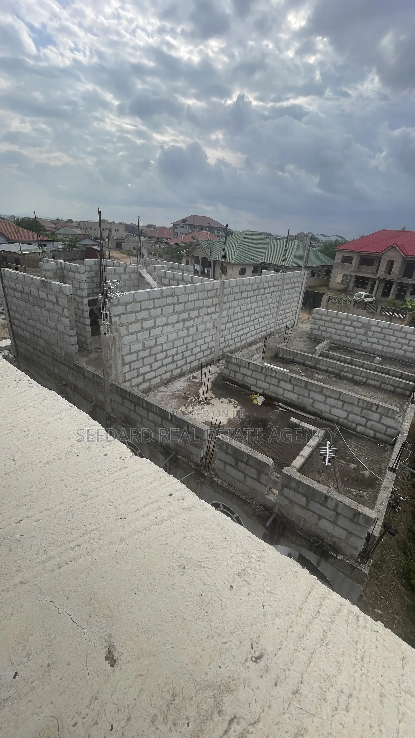 5bdrm House in Sefdard Property, Amasaman for sale