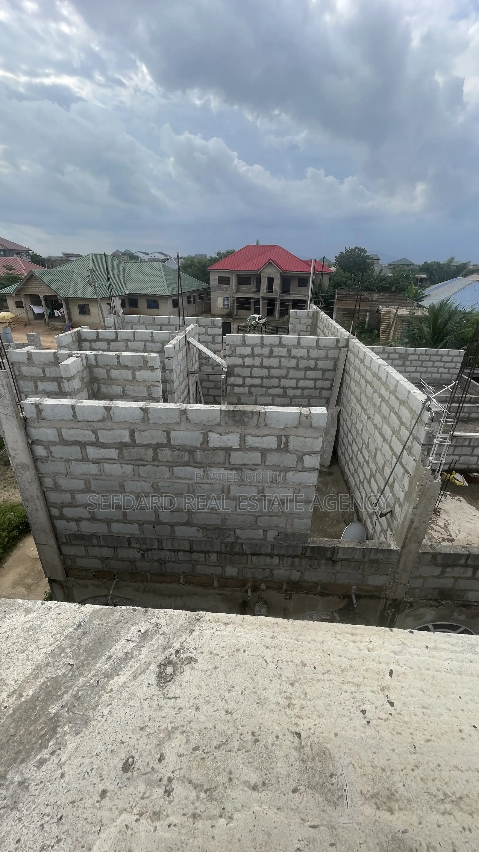 5bdrm House in Sefdard Property, Amasaman for sale