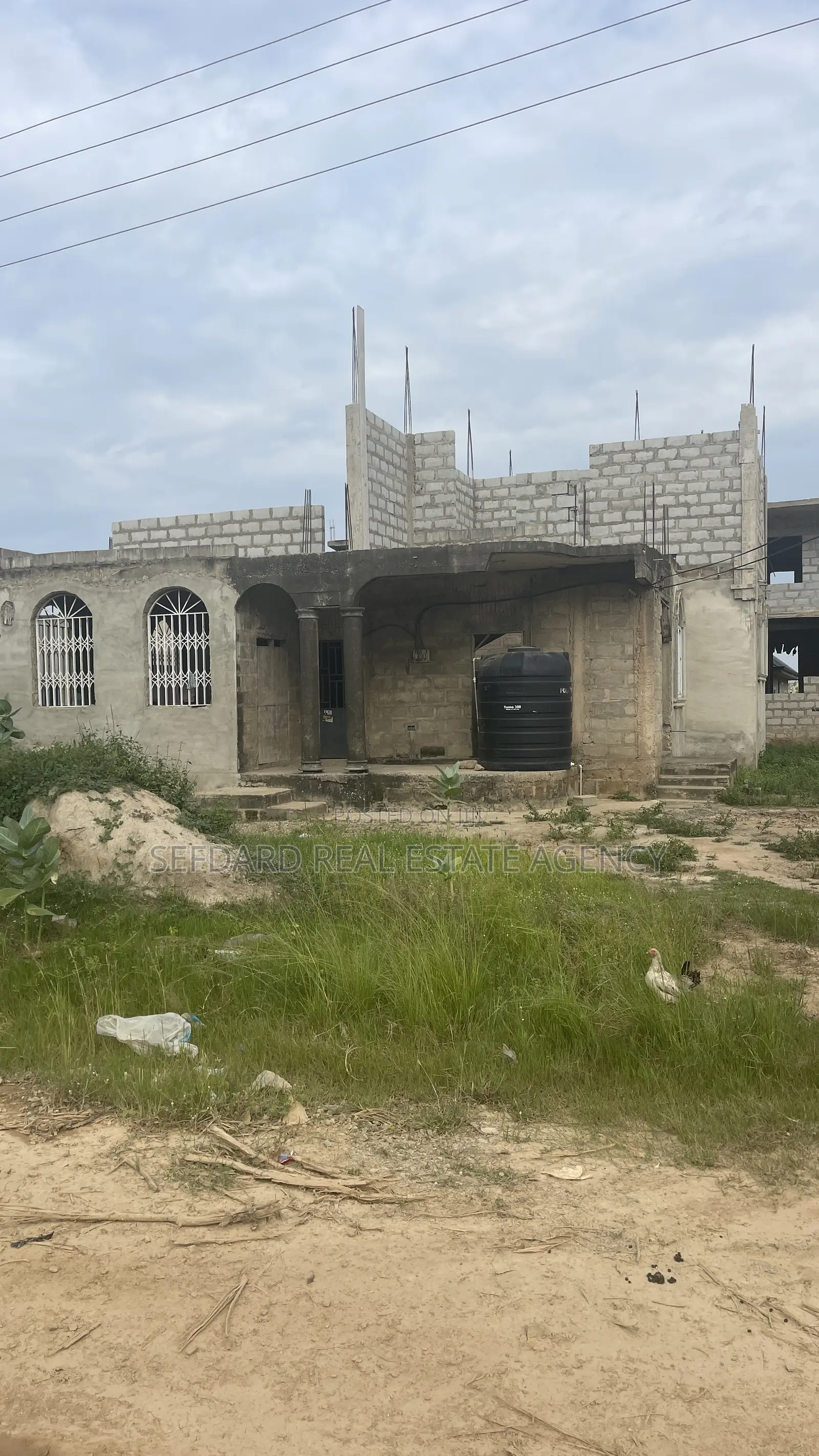 5bdrm House in Sefdard Property, Amasaman for sale