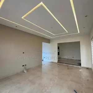 5bdrm House in East Legon Hills for sale