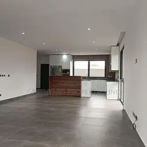 3bdrm House in Oyarifa for sale