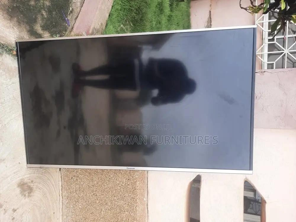 50 Inches Smart Panasonic Tv (Payment After Delivery)