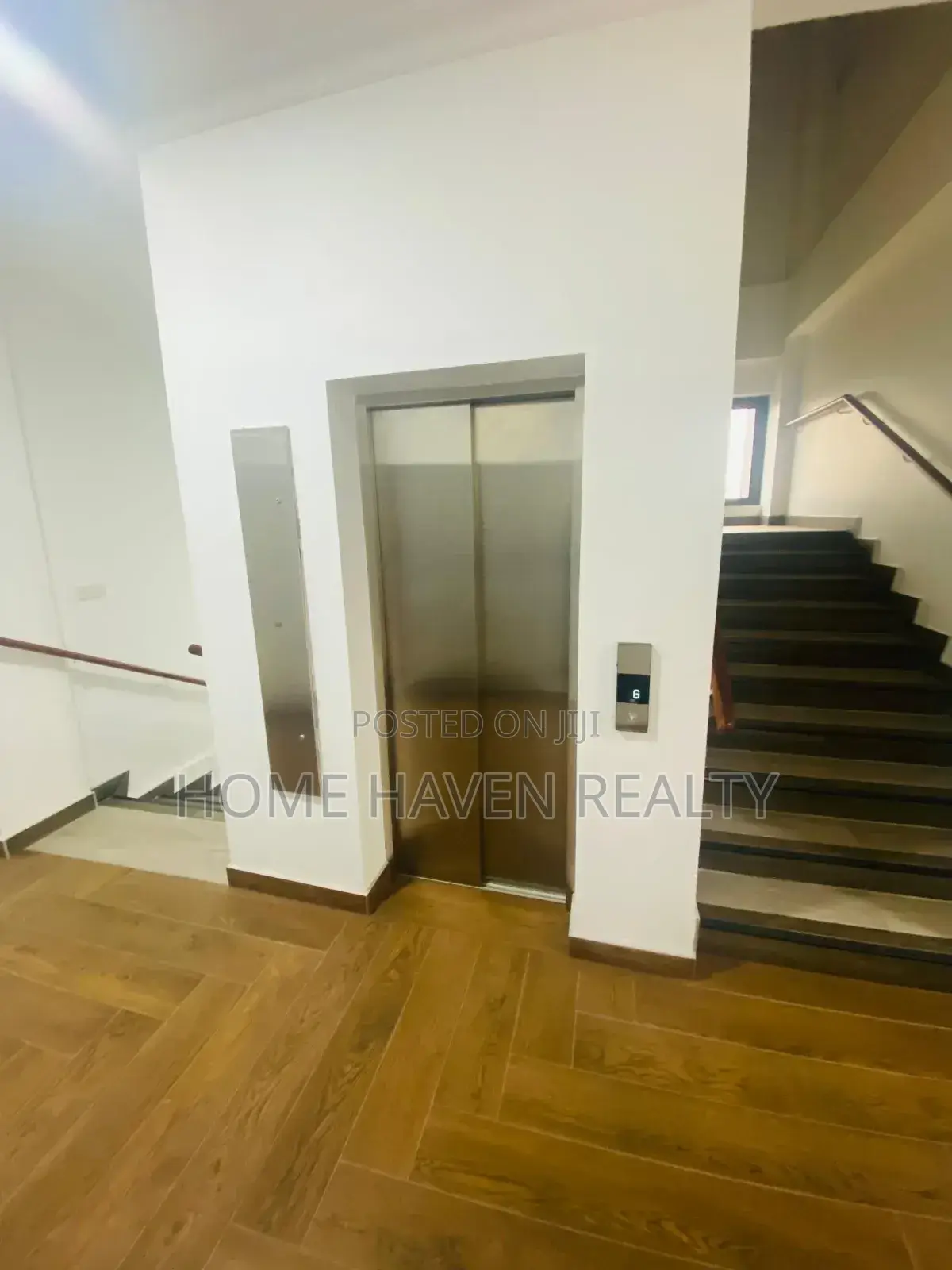 8 Office Rooms for Rent at Kanda Estate