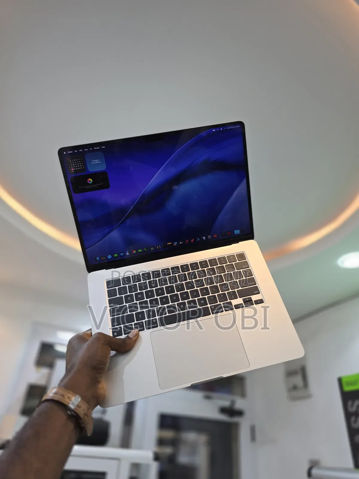 Laptop Apple MacBook Air 2023 M2 8GB Apple M2 SSD 256GB
