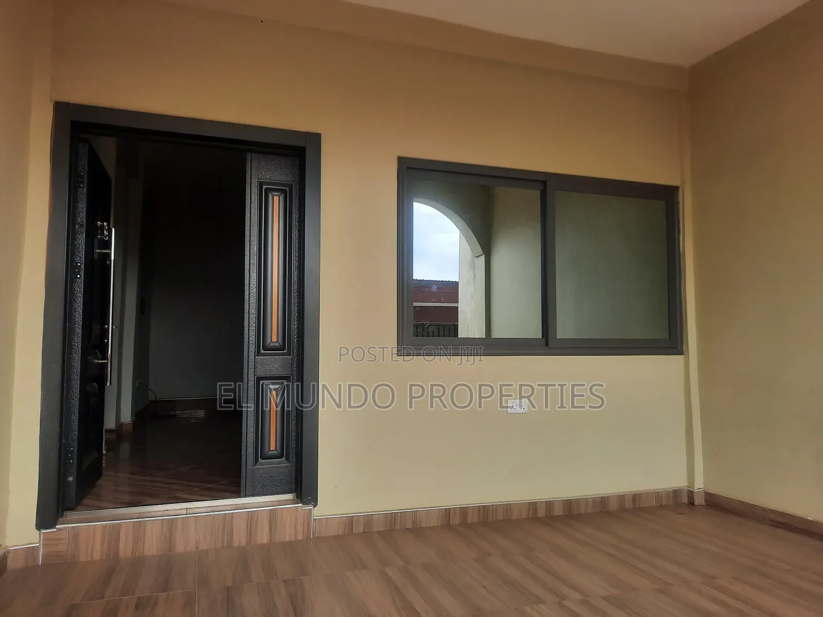 5bdrm House in Kotwi Nkoranza, Kumasi Metropolitan for sale