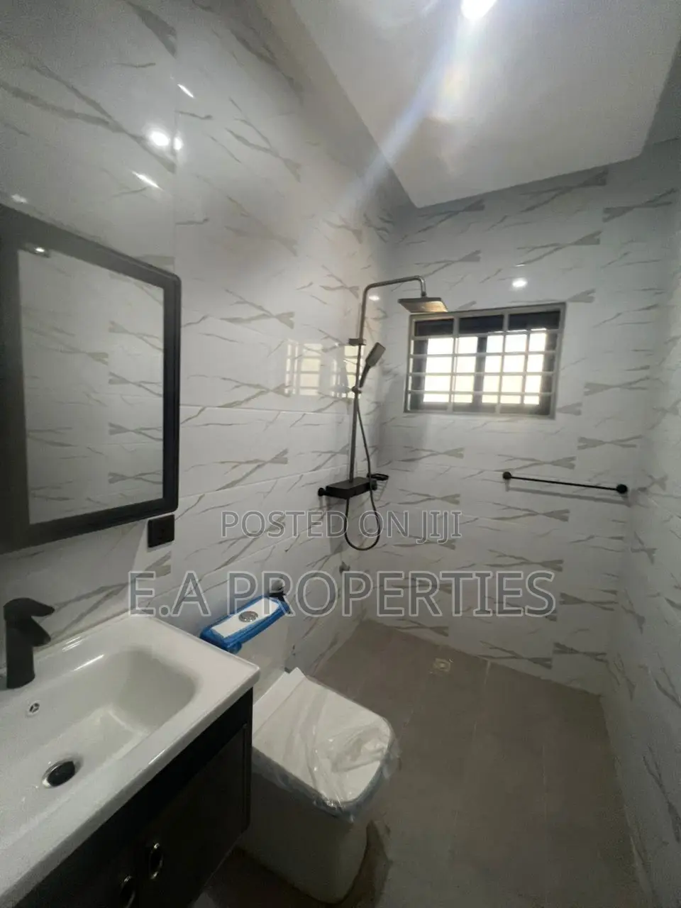 4bdrm House in E A Properties, Sakumono for sale