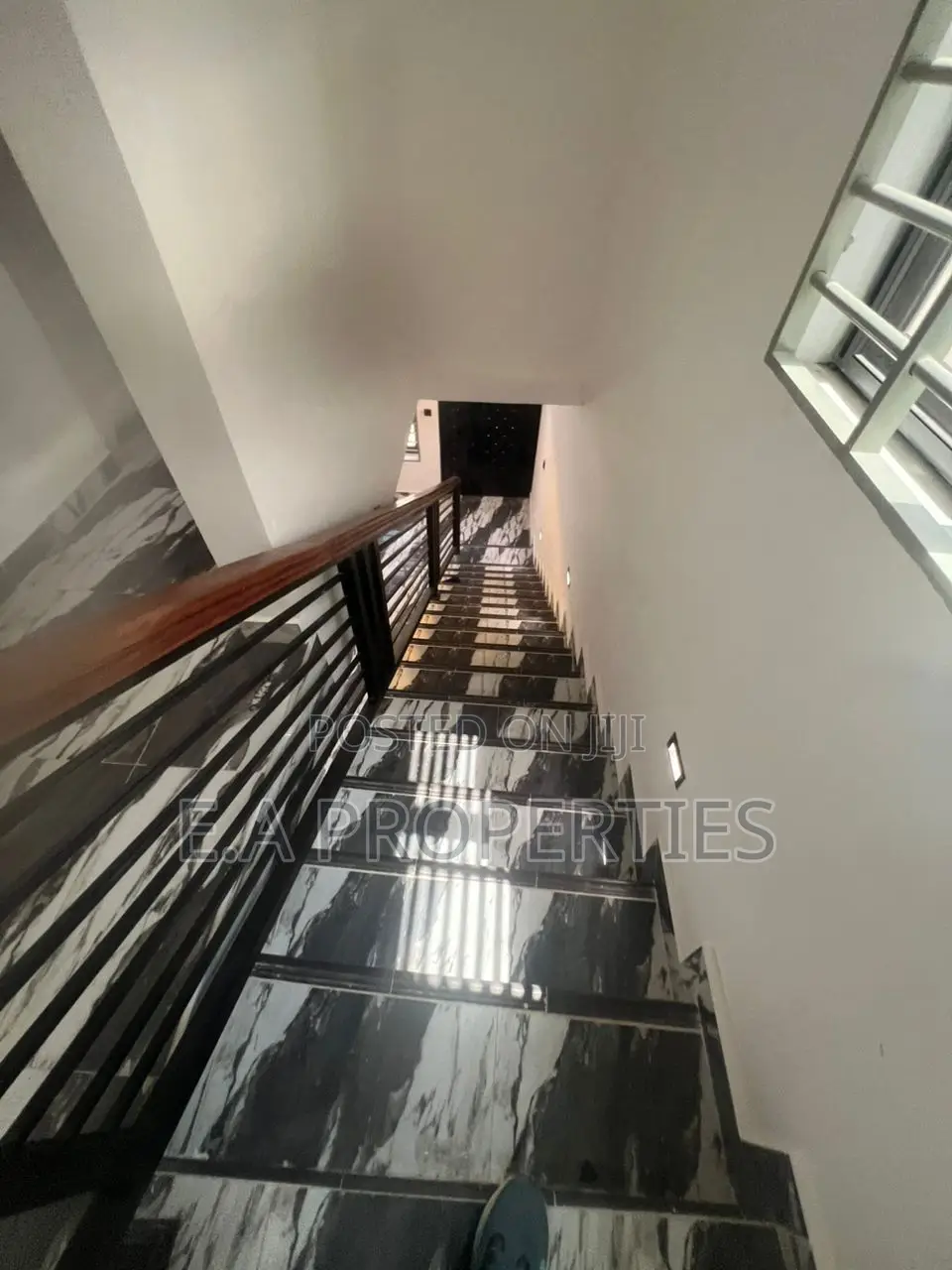 4bdrm House in E A Properties, Sakumono for sale