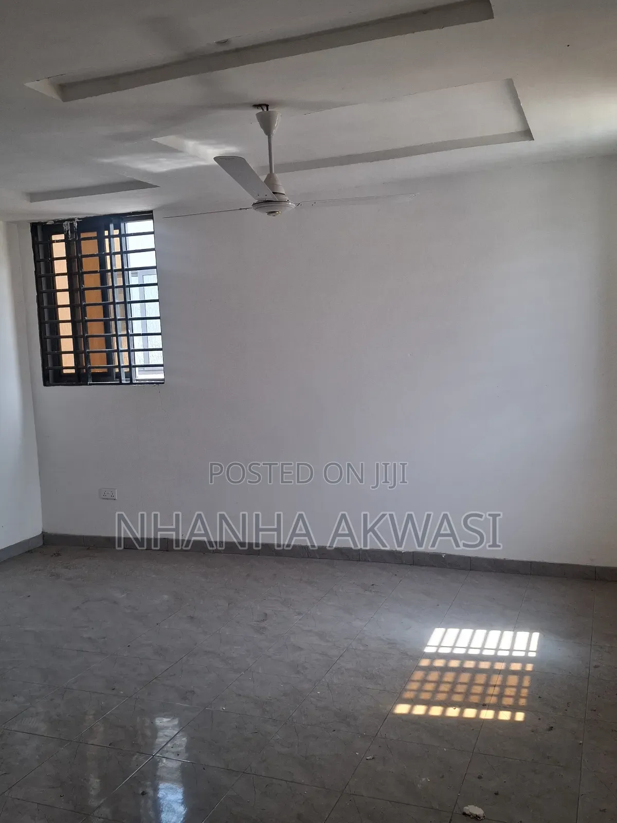 3bdrm House in Community 3, Tema Metropolitan for rent