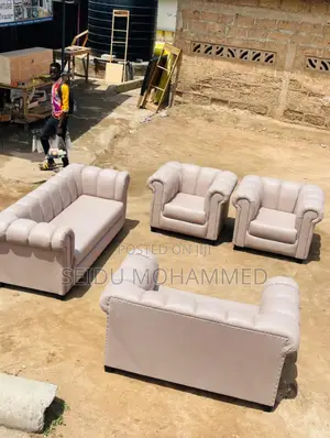 Classic Sofa Set