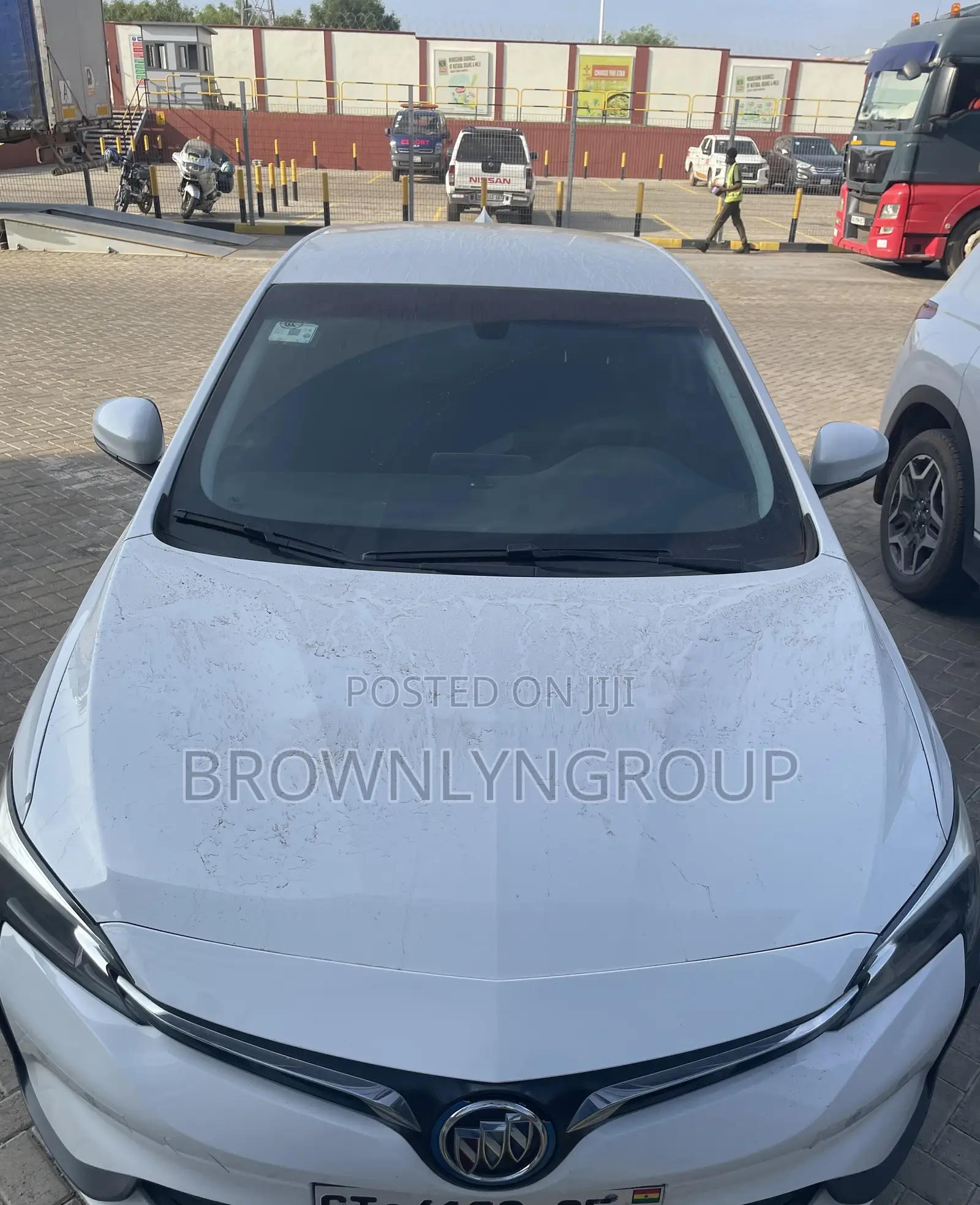Vlite6 Electric Car for Rent